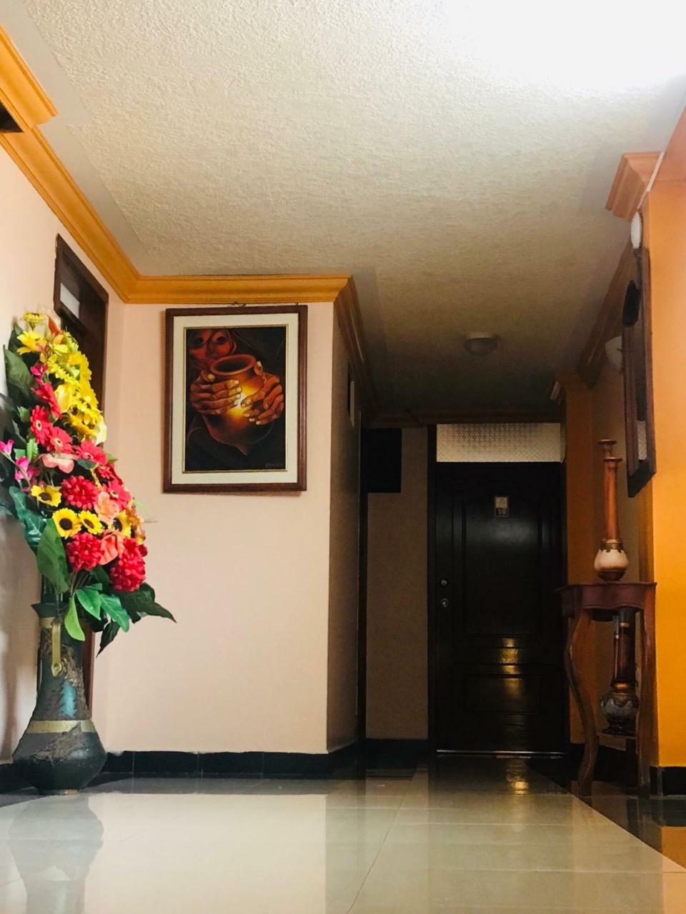 Hotel Los Ilinizas Latacunga Exterior foto